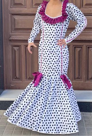Traje de flamenca talla 38-40 