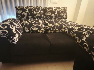 Sofá 3+2 Negro con Motivos Florales Blancos