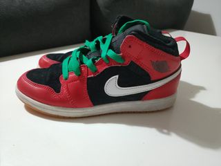 Nike Air Jordan niño rojo y negro