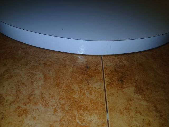 Tabuleiro circular para mesa de madeira forrada com formica