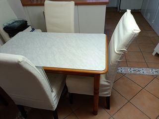 Mesa de comedor blanca REGALO 6 SILLAS IKEA