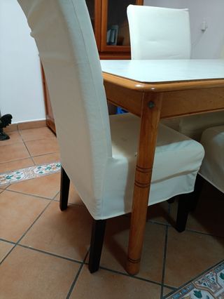 Mesa de comedor blanca REGALO 6 SILLAS IKEA