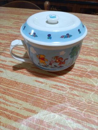 Tazza Winnie the Pooh con coperchio