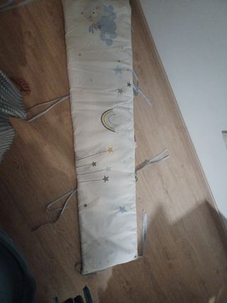 Chichonera para cuna con diseño infantil