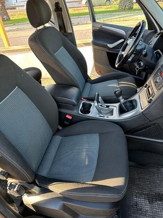 Ford Galaxy 2011