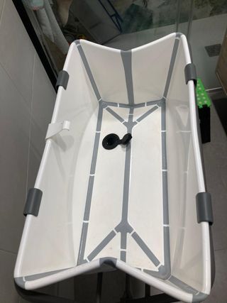 Bañera Stokke plegable con patas