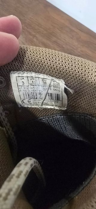 Botas Lowa Desert Sola Vibram Bege