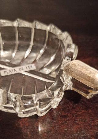 Cenicero cristal tallado y plata en forma de hoja