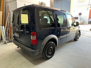 Ford Tourneo Connect 2005