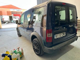 Ford Tourneo Connect 2005