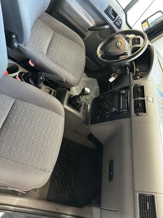 Ford Tourneo Connect 2005