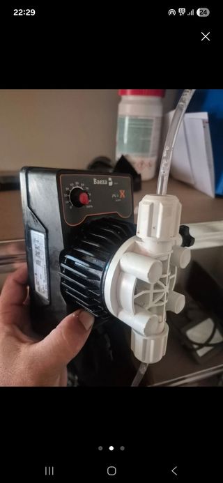 Dosificador bomba de cloro Baeza