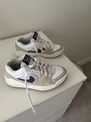 Zapatillas Jordan Niño Talla 38