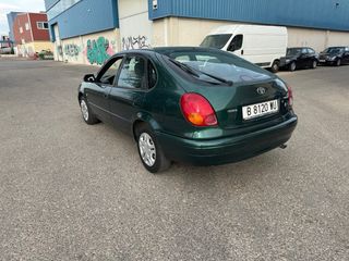 Toyota Corolla 2000
