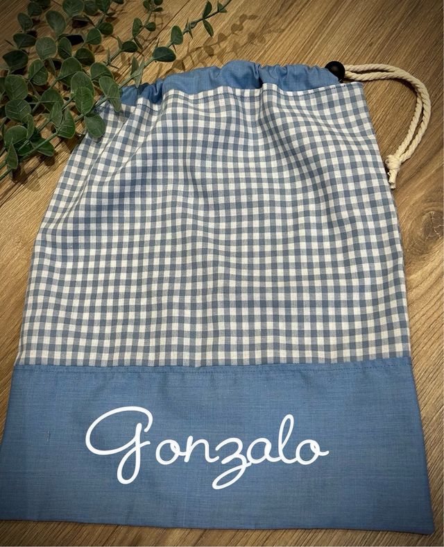 Saquito de tela hecho a mano