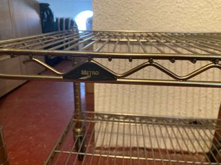 Carro/mesa METRO cromada con ruedas giratorias