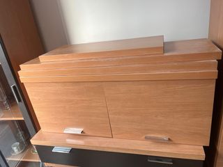 Mueble de salón madera y cristal