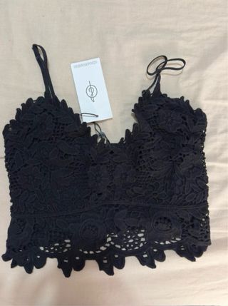 Top negro Stradivarius talla XS