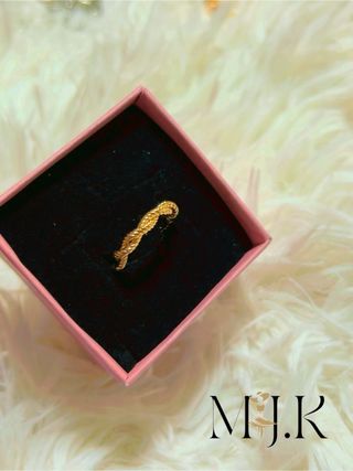 Anello oro intrecciato