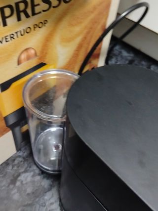 Cafetera Nespresso Vertuo Pop