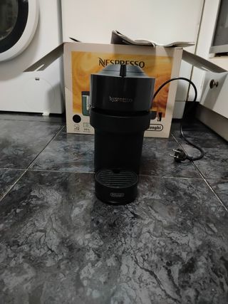 Cafetera Nespresso Vertuo Pop