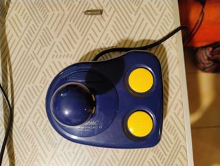 Commodore 64 testato con datasette e joystick