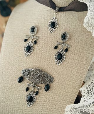 Aderezos Fallera Plata y Negro