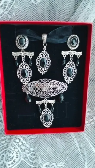 Aderezos Fallera Plata y Negro