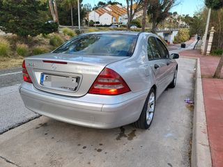 Mercedes-Benz Clase C 2001