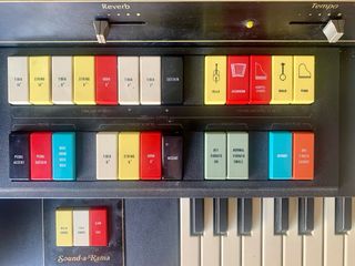 Órgano Hammond vintage doble teclado + pedalera