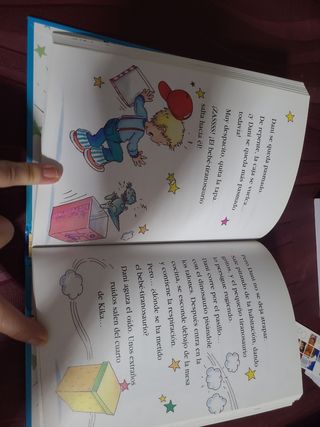 Kika Superbruja y Dani y sus historias mágicas (Kika Superbruja / Lilli the Witch) (Spanish Edition)