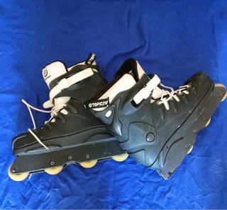 Patines en línea negros