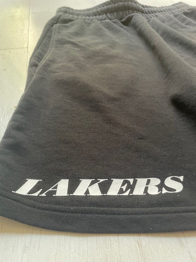 Pantalón Corto Lakers New Era Talla L