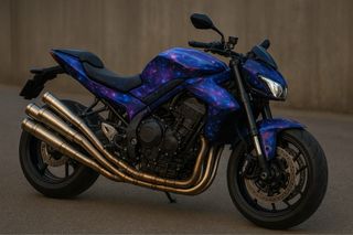 Moto 1250cc estilo galaxia super realista