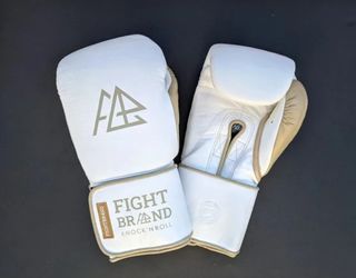 Guantes de Boxeo Blancos Cuero Cierre Velcro