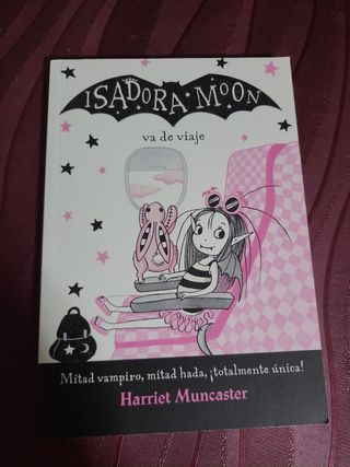 Isadora Moon va de viaje (Isadora Moon 9) (Spanish Edition)