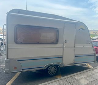Caravana Ace Champs 330dd - 750kg