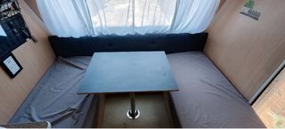 Caravana Ace Champs 330dd - 750kg