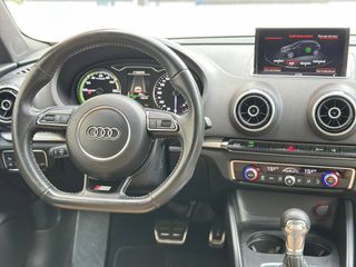 Audi A3  Enchufable