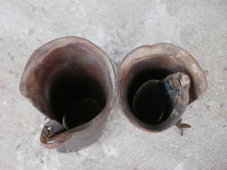 Par Leguis Militares Antiguos Cuero