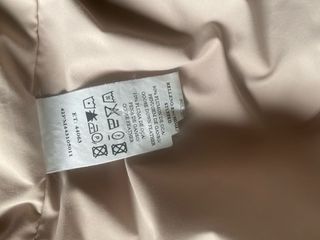 Chaleco blanco y azul combinado