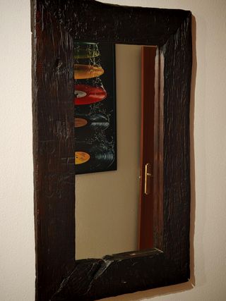 Hermoso Perchero y Espejo artesano años 80 vintage