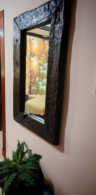 Hermoso Perchero y Espejo artesano años 80 vintage
