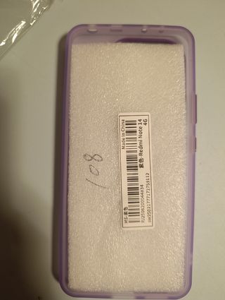 Funda Xiaomi Redmi Note 14 4G Morada sin estrenar