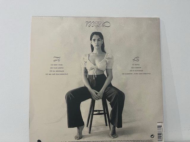 Vinilo Mood de Anaju firmado.