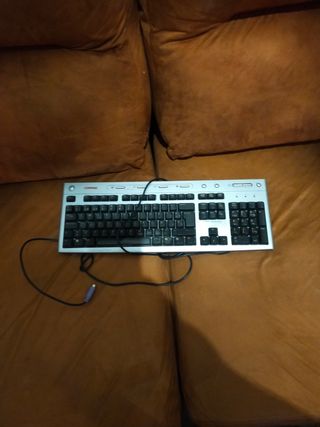 Teclado Compaq Plata y Negro