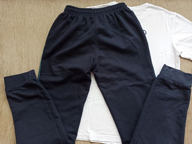 Conjunto camiseta y pantalón chándal t.14
