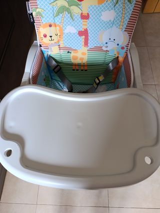 Trona de bebé con estampado de animales
