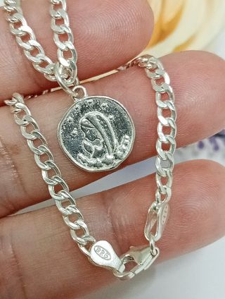 Medalla pulsera Virgen Niña Plata de Ley