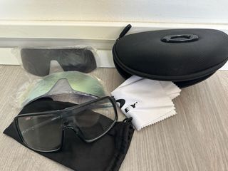 Gafas de sol Oakley Negras